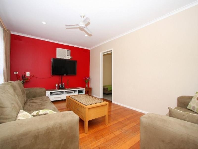 6 Dover Street, Albanvale VIC 3021