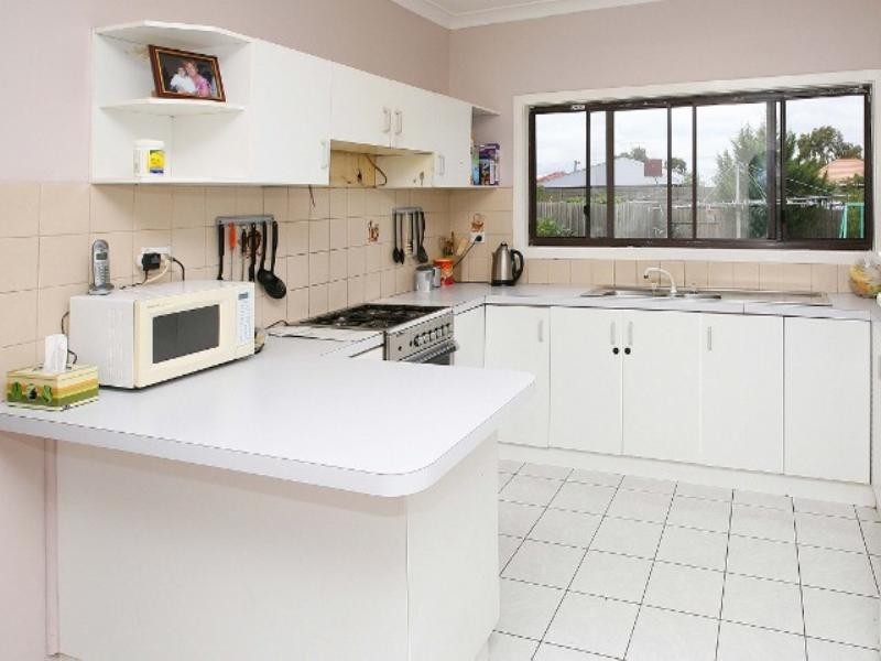 103 Fox Street, St Albans VIC 3021