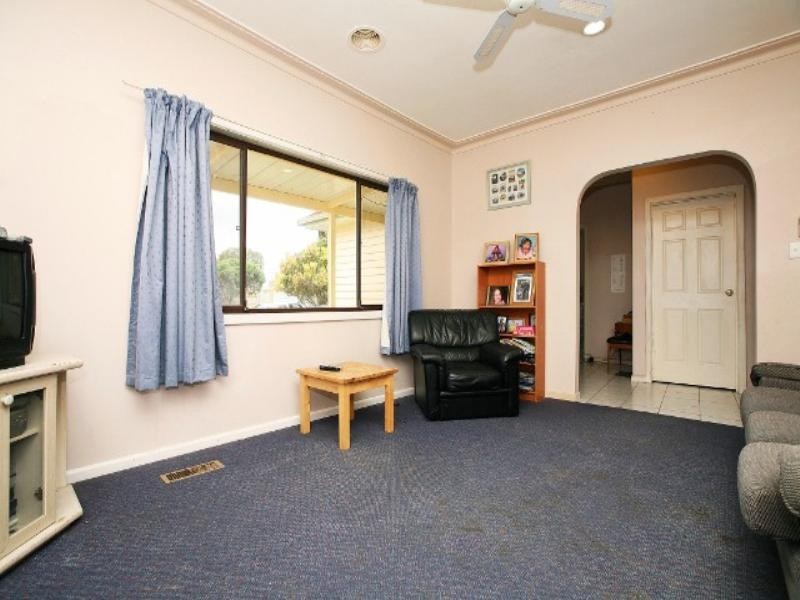 103 Fox Street, St Albans VIC 3021