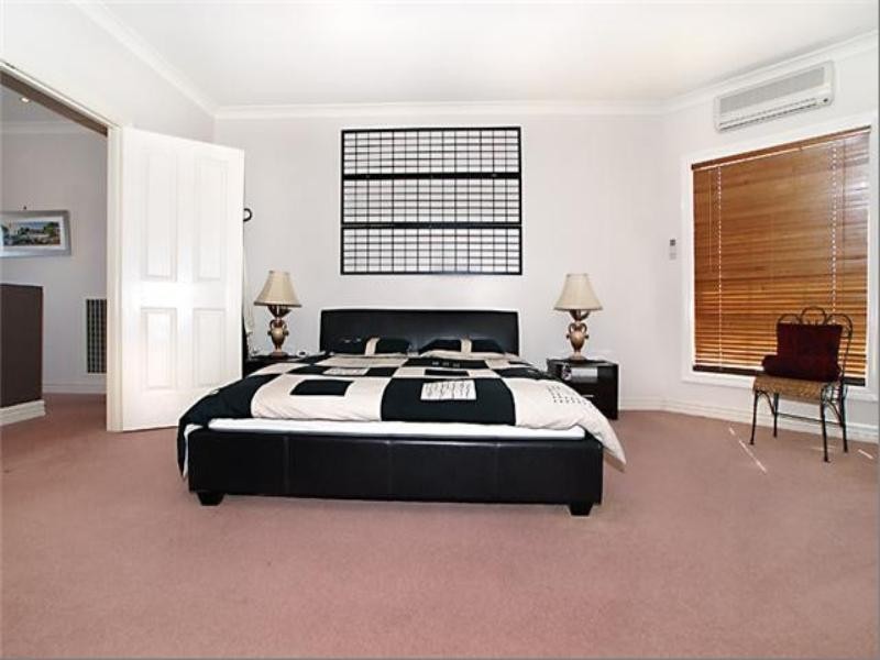 20 Highwood Drive, Hillside VIC 3037