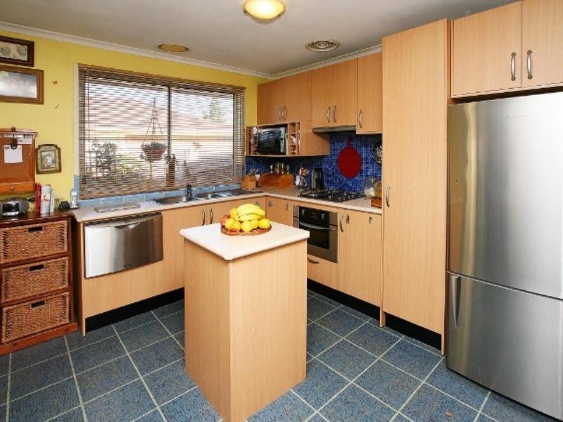 6 Narong Place, Keilor Downs VIC 3038