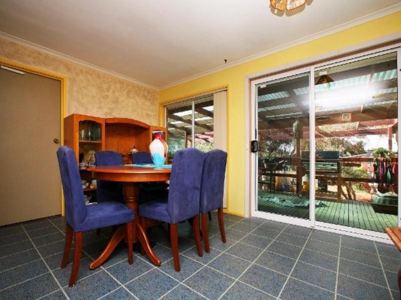 6 Narong Place, Keilor Downs VIC 3038