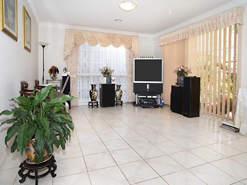 7 Wakelin Crescent, Taylors Lakes VIC 3038