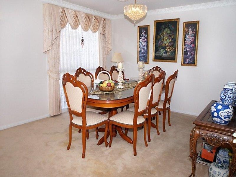 7 Wakelin Crescent, Taylors Lakes VIC 3038