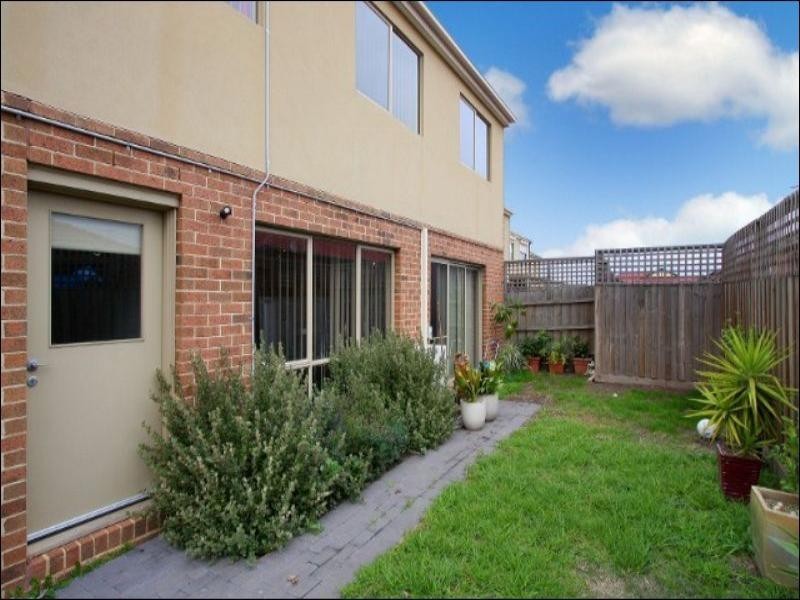3 Regan Street, St Albans VIC 3021