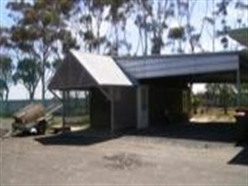 911 Melton Highway, Hillside VIC 3875