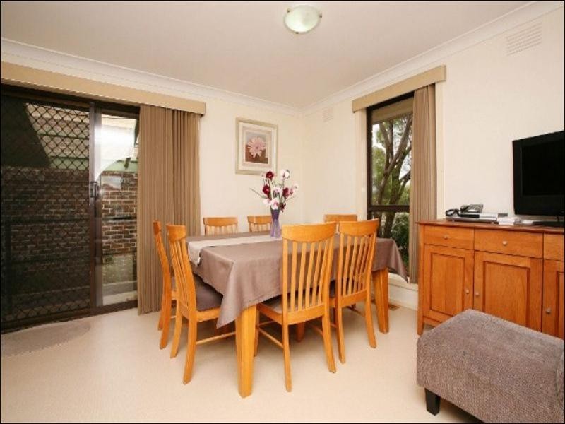 4 Breadalbane Court, Sydenham VIC 3037