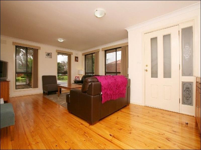 4 Breadalbane Court, Sydenham VIC 3037