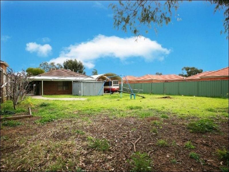 4 Breadalbane Court, Sydenham VIC 3037