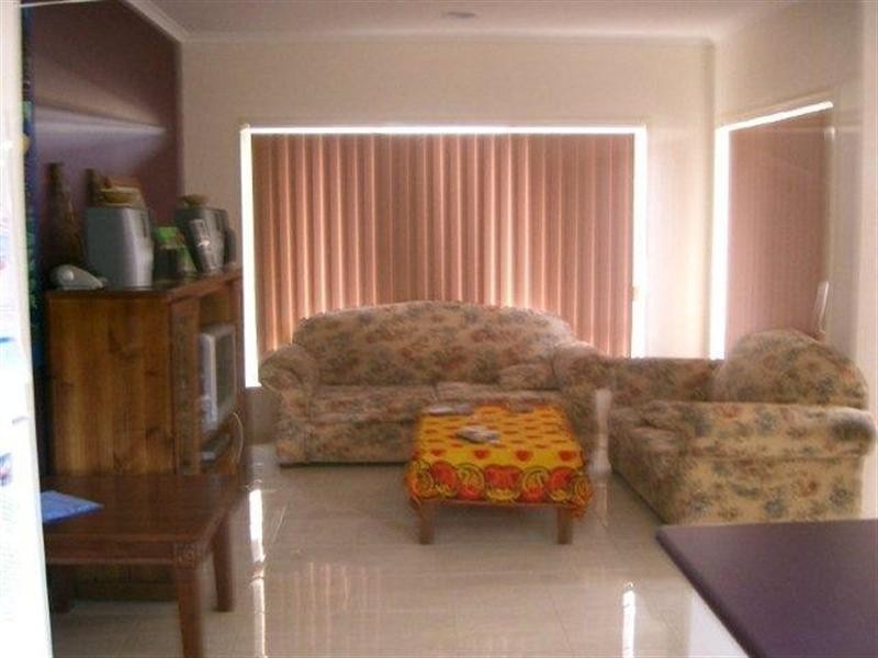 17 French Crescent, Caroline Springs VIC 3023