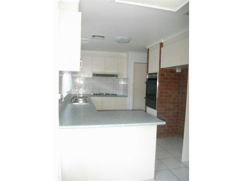 8 Morley Court, Keilor Downs VIC 3038