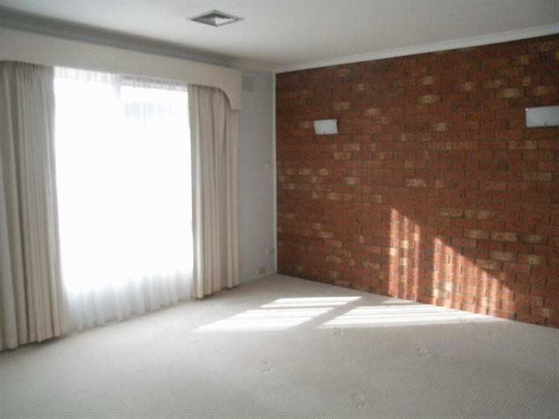 8 Morley Court, Keilor Downs VIC 3038