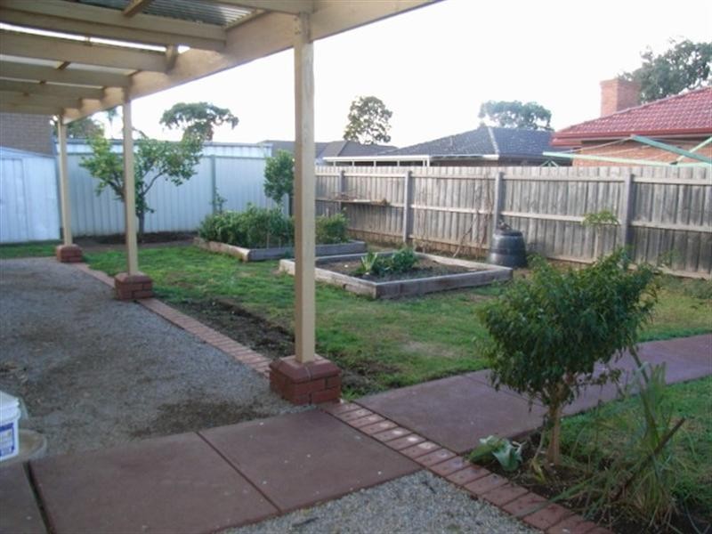 8 Morley Court, Keilor Downs VIC 3038