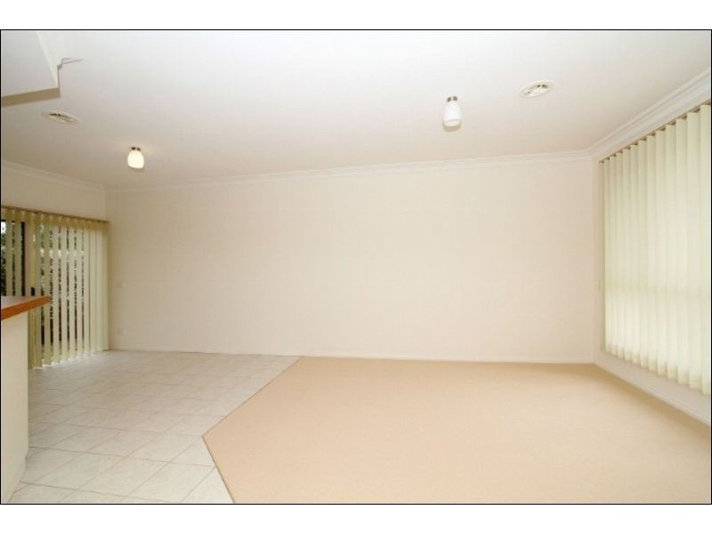 4 Yiota Place, Sydenham VIC 3037