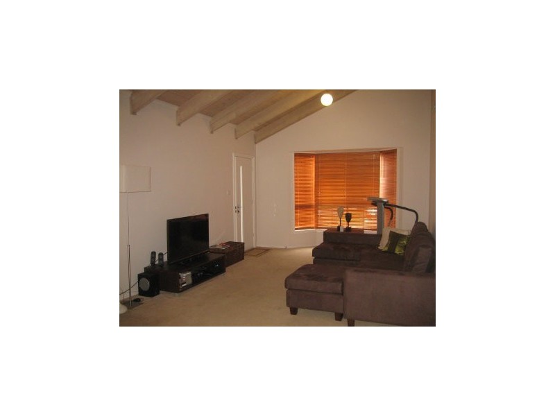 12/145 Copernicus Way, Keilor Downs VIC 3038