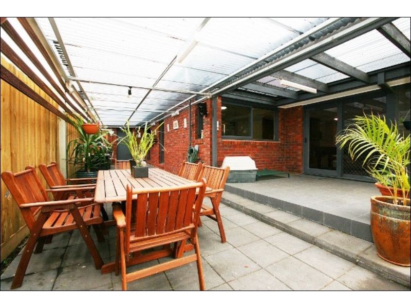 31 Prince Albert Crescent, Taylors Lakes VIC 3038