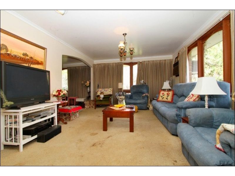 13 Hunter Street, Keilor VIC 3036