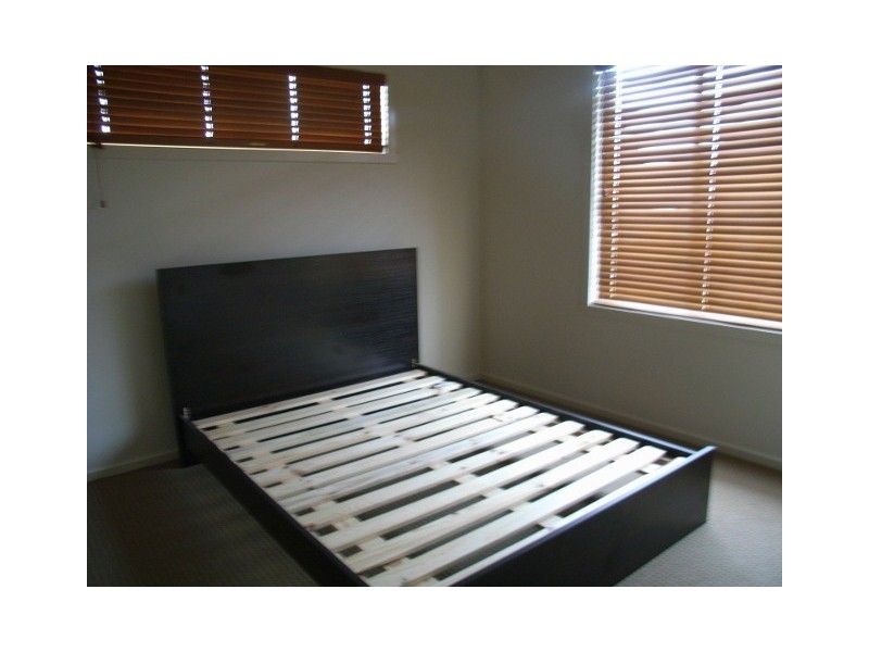 1/149 Roberts Street, Essendon VIC 3040