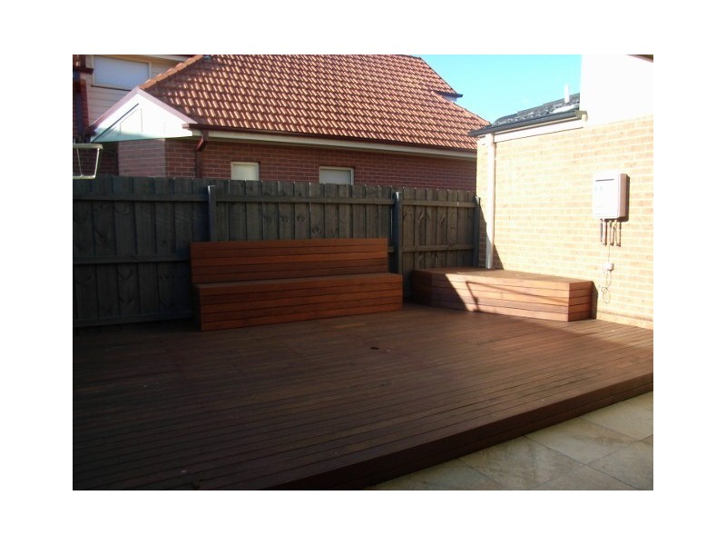 1/149 Roberts Street, Essendon VIC 3040