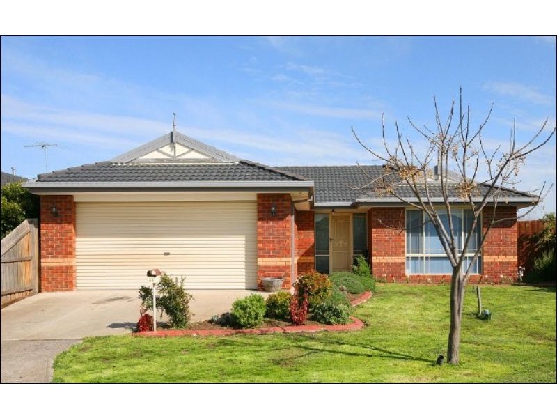 21 Brindalee Way, Hillside VIC 3037