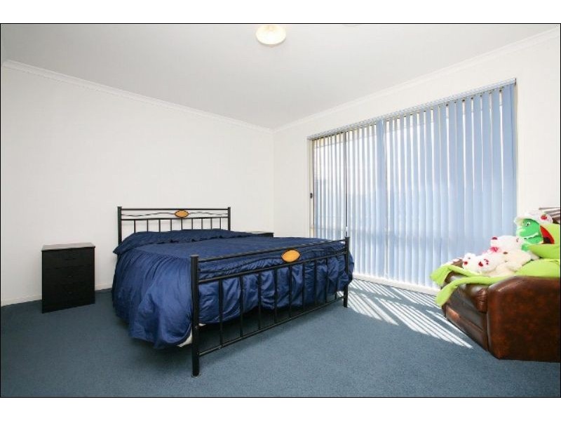 21 Brindalee Way, Hillside VIC 3037