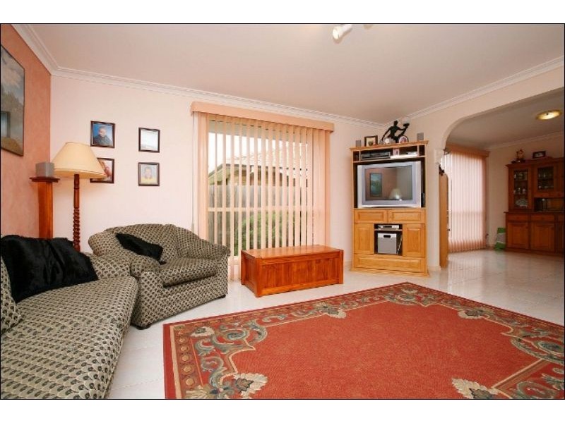 33 Cynthia Court, Hillside VIC 3037