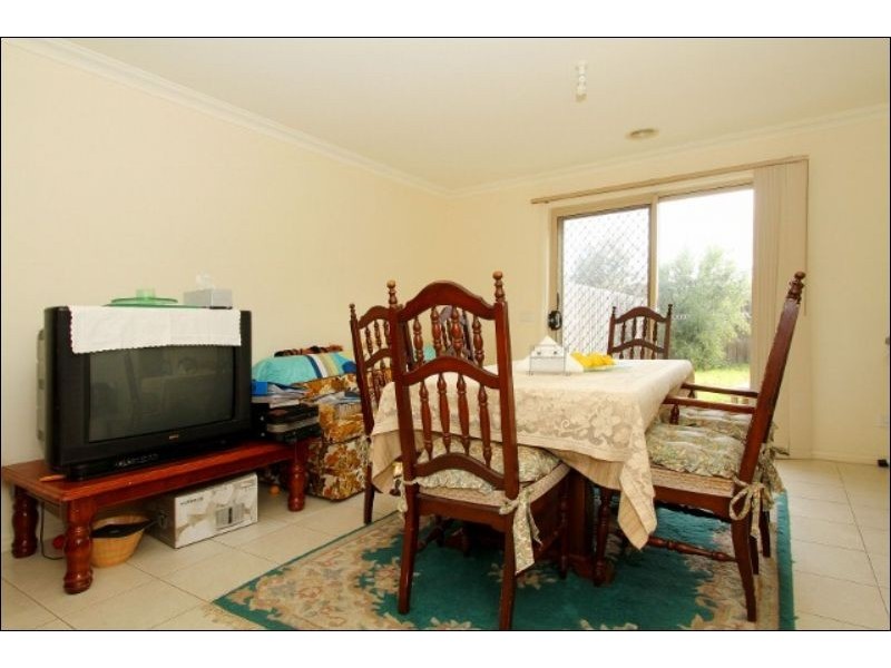 1/18 Westminster Street, Hillside VIC 3037