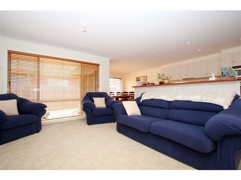 7 Yiota Place, Sydenham VIC 3037