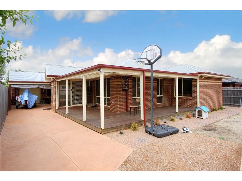 7 Yiota Place, Sydenham VIC 3037