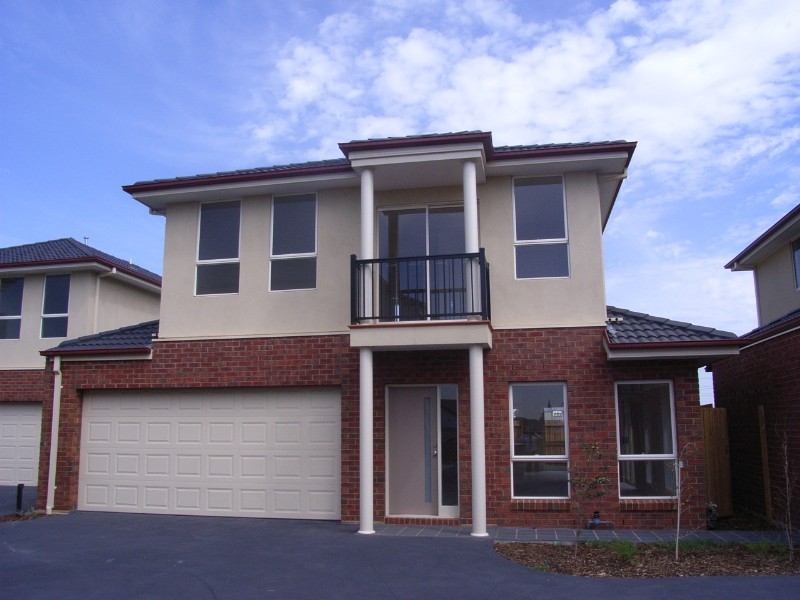 1a Thorogood Court, Taylors Lakes VIC 3038