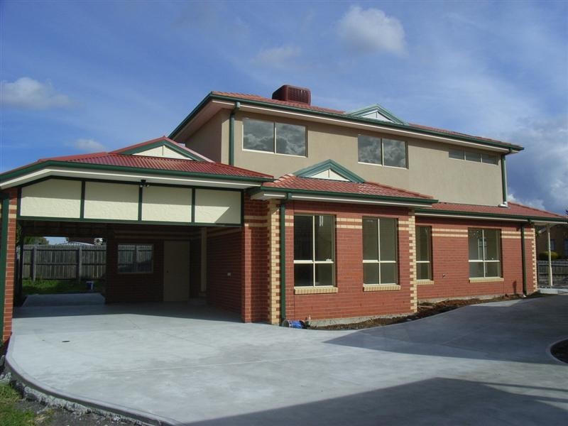 2/10 Tarrant Court, Keilor Downs VIC 3038