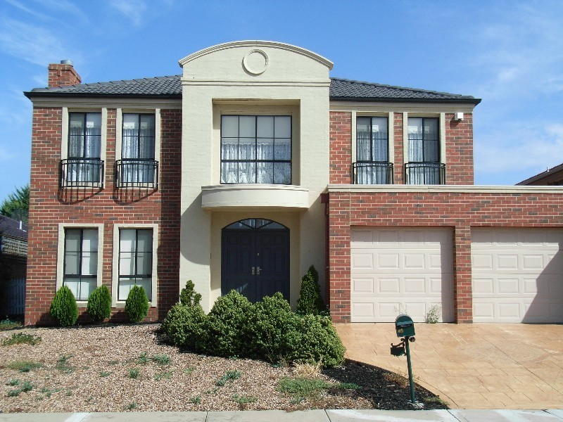 12 Australia Drive, Taylors Lakes VIC 3038