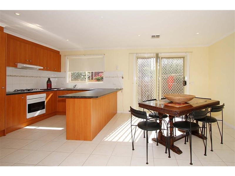 46 Village Avenue, Taylors Lakes VIC 3038