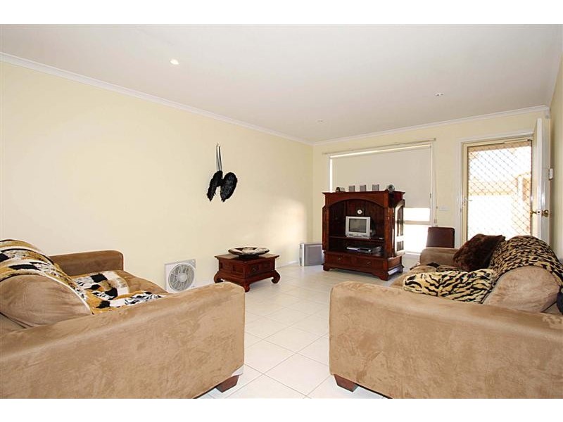 46 Village Avenue, Taylors Lakes VIC 3038