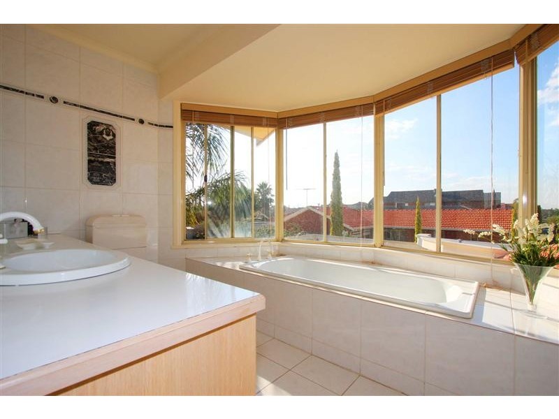 96 Copernicus Way, Keilor Downs VIC 3038