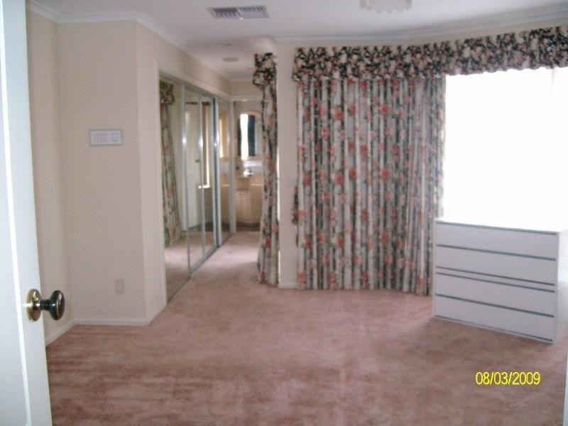 154 Lady Nelson Way, Taylors Lakes VIC 3038