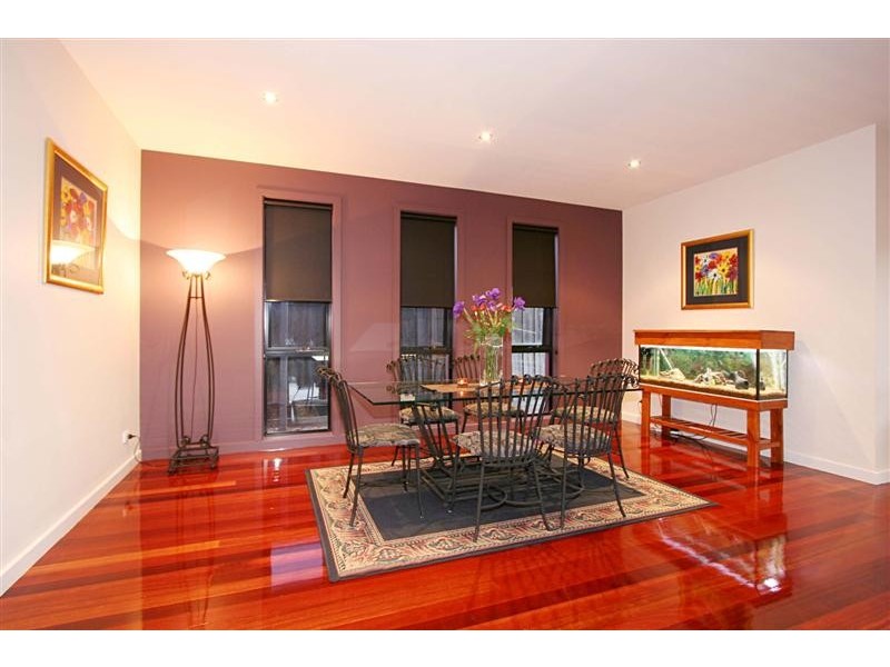 77 Mc Cubbin Drive, Taylors Lakes VIC 3038