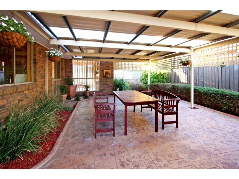 23 Stockwell Crescent, Keilor Downs VIC 3038