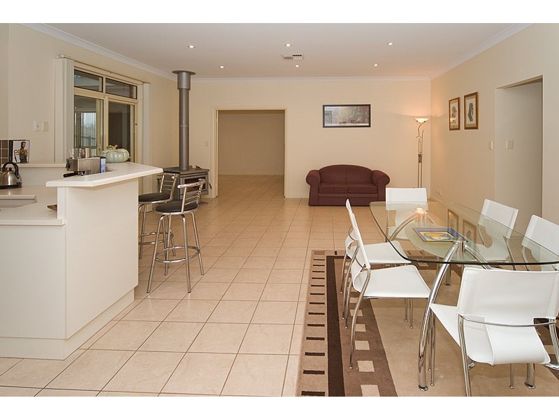 1 Silverwood Drive, Mount Barker SA 5251