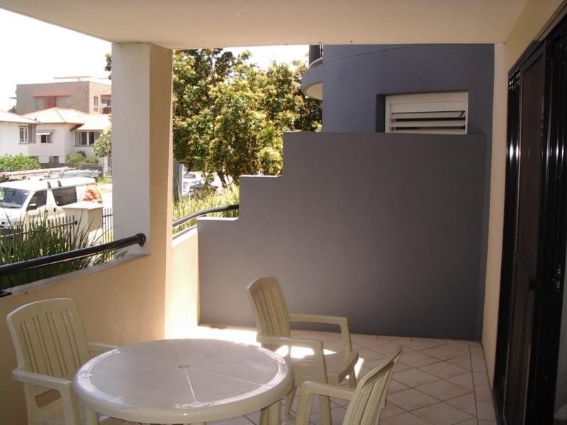 120/392 Marine Parade, Labrador QLD 4215