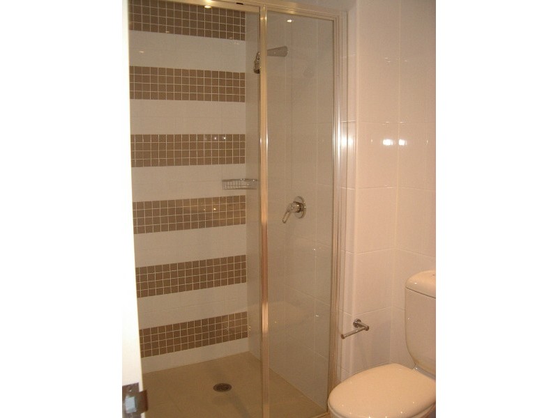 3 Como Cres, Breezes, Southport QLD 4215