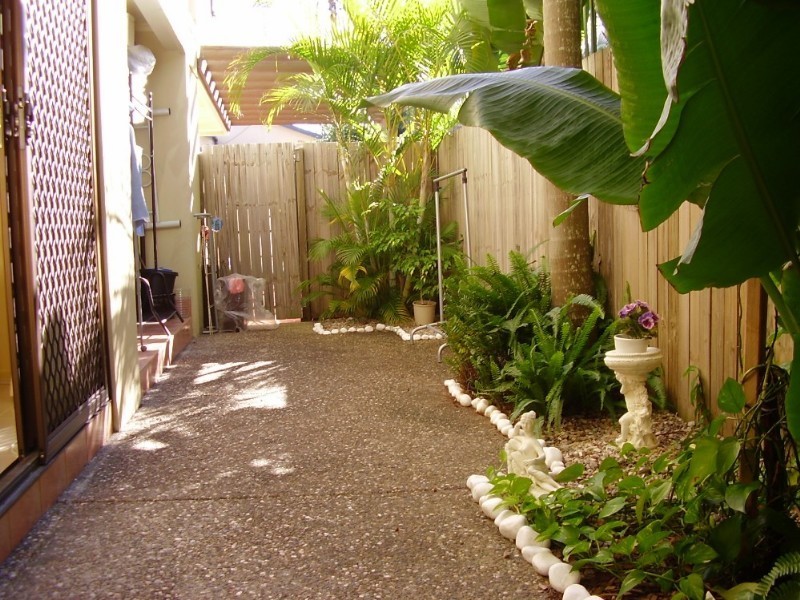 1/64 Paradise Island, Surfers Paradise QLD 4217