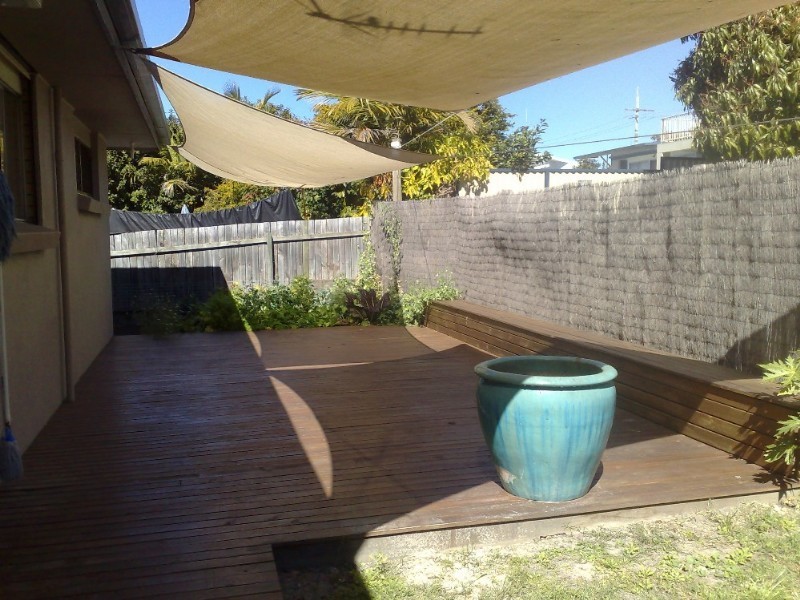 2/16 Thelma Avenue, Biggera Waters QLD 4216