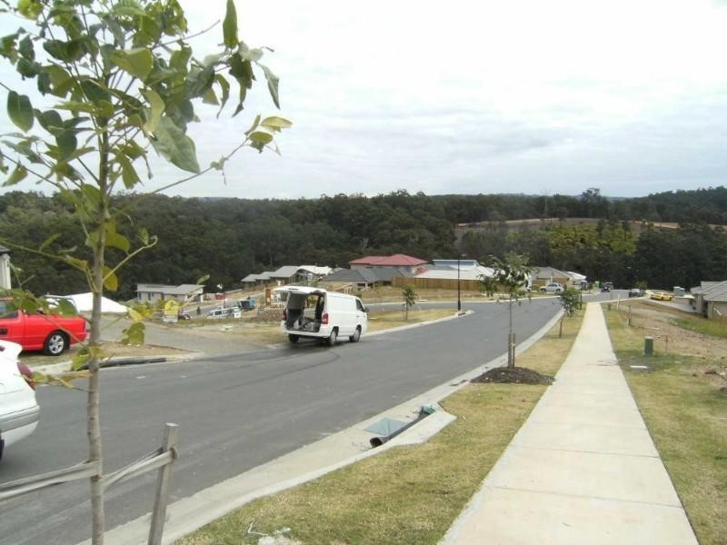 5 Diamantina Circut, Pacific Pines QLD 4211