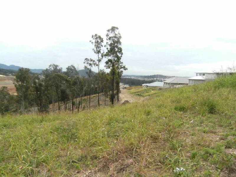 5 Diamantina Circut, Pacific Pines QLD 4211