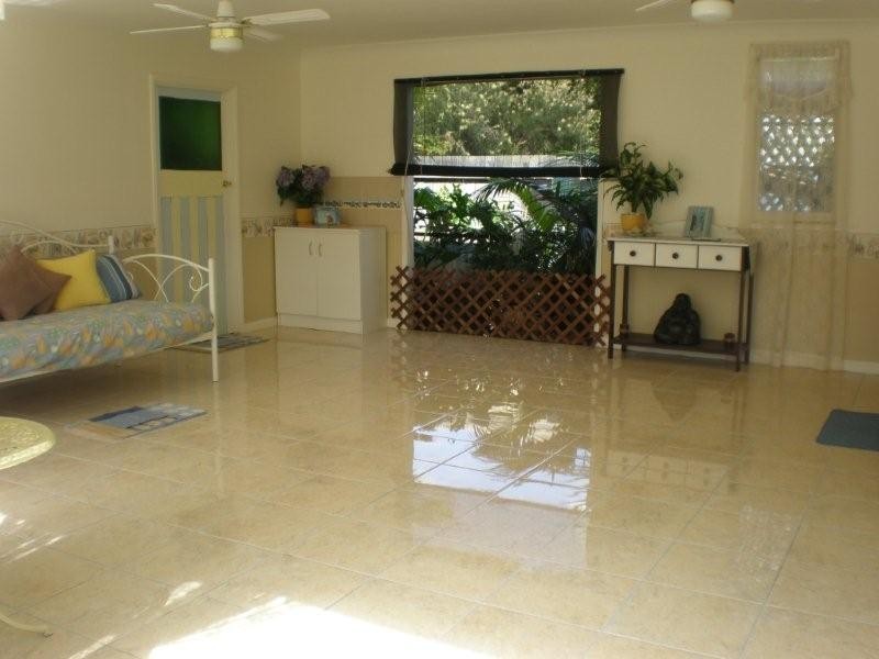 63 Coombe Avenue, Hope Island QLD 4212