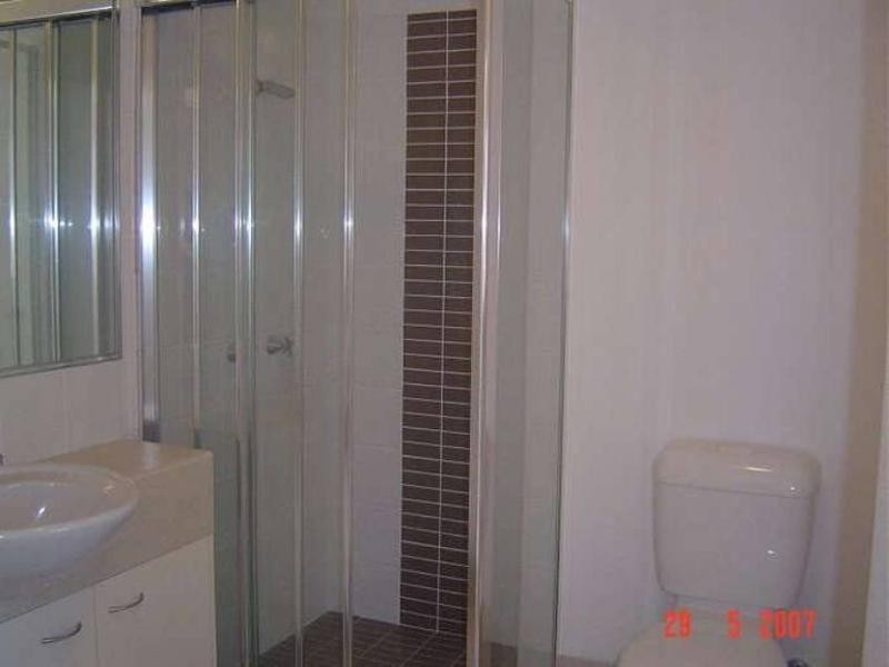 33/160 Frank Street, Labrador QLD 4215