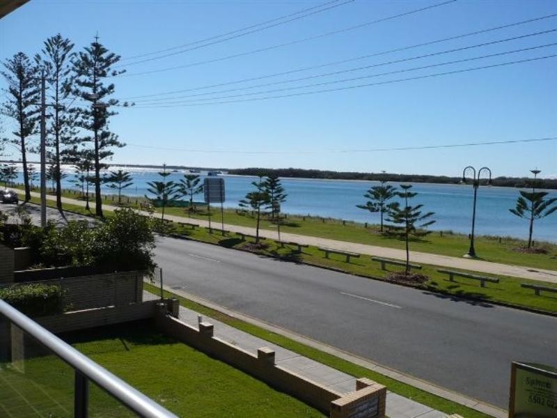 3/5 Brisbane Road, Biggera Waters QLD 4216