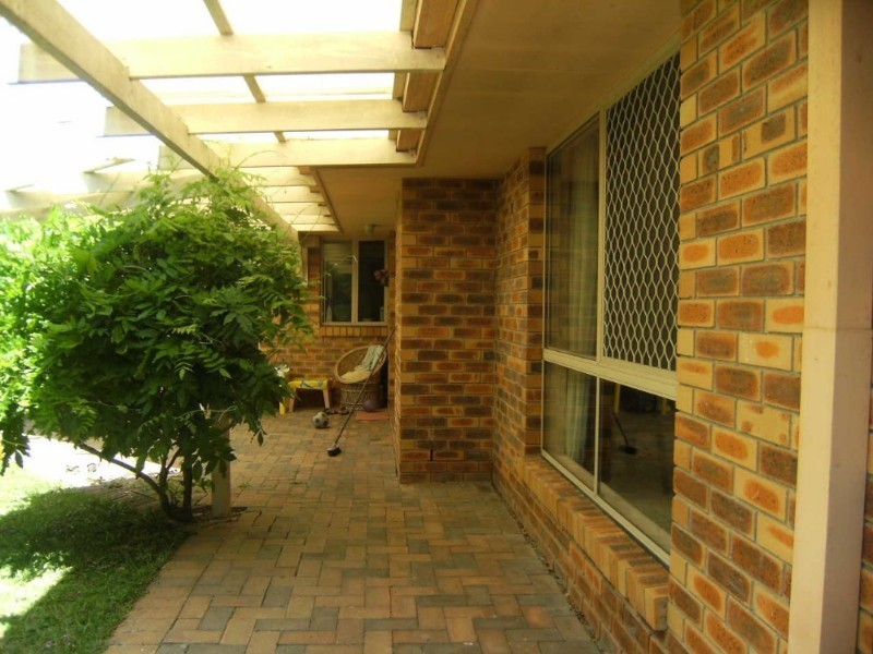 13 Range Court, Arundel QLD 4214