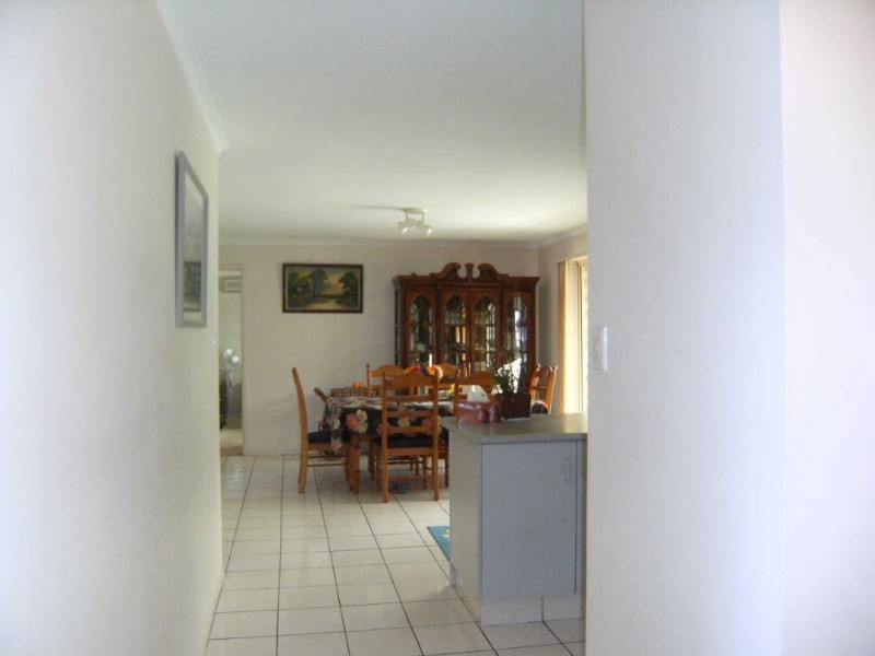 13 Range Court, Arundel QLD 4214